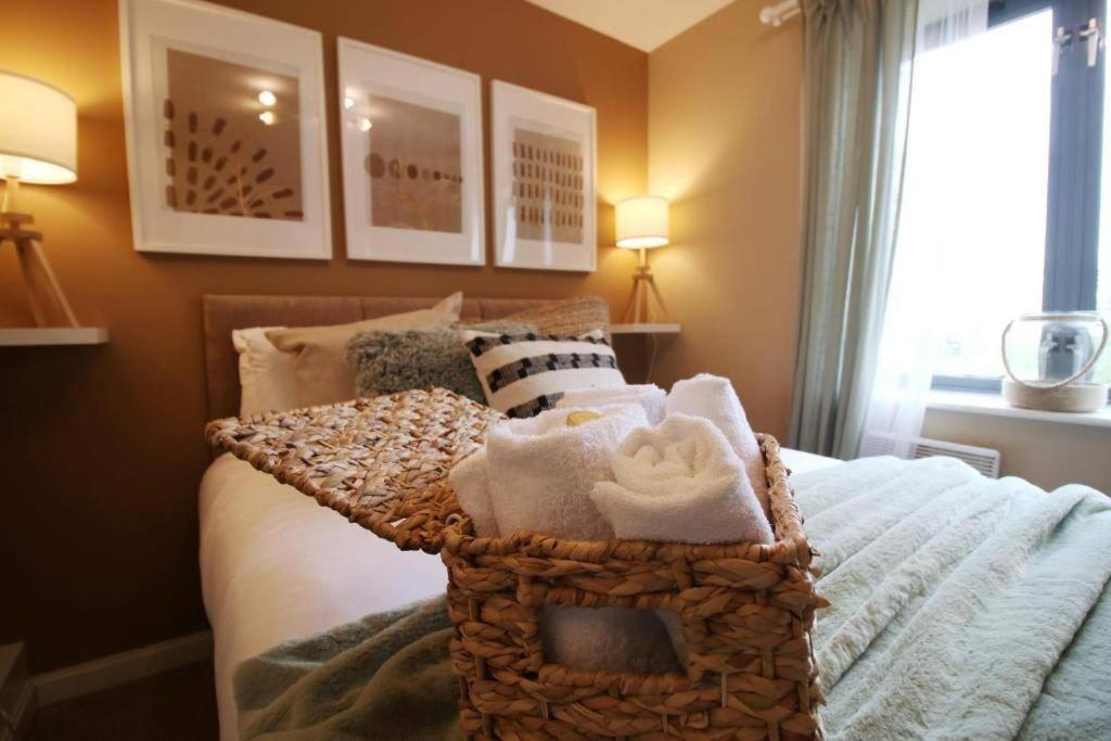 The Observatory By Mia Living 2 Bedroom Apartment Overlooking Swansea Beach With Free Parking Exterior foto